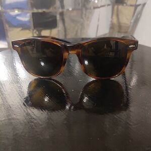 Elegant Tortoise Shell Women's Sunglasses